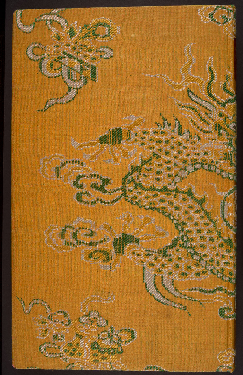 Bìa gấm thêu rồng ngũ trảo hoàng gia triều Nguyễn (1894)